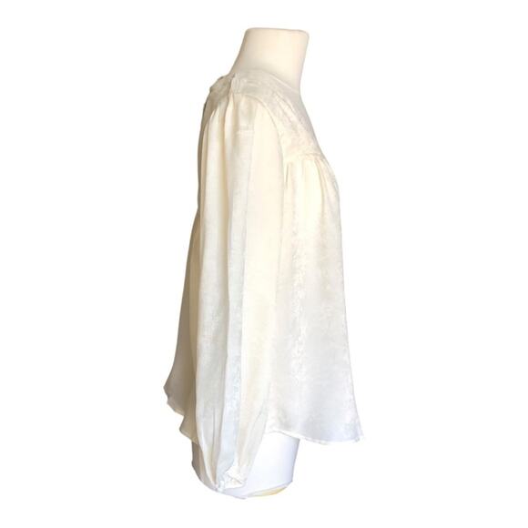 Band Of The Free NWT Cash VNeck Long Sleeve Billowing Sleeves Ivory Top Size XS - Picture 5 of 14